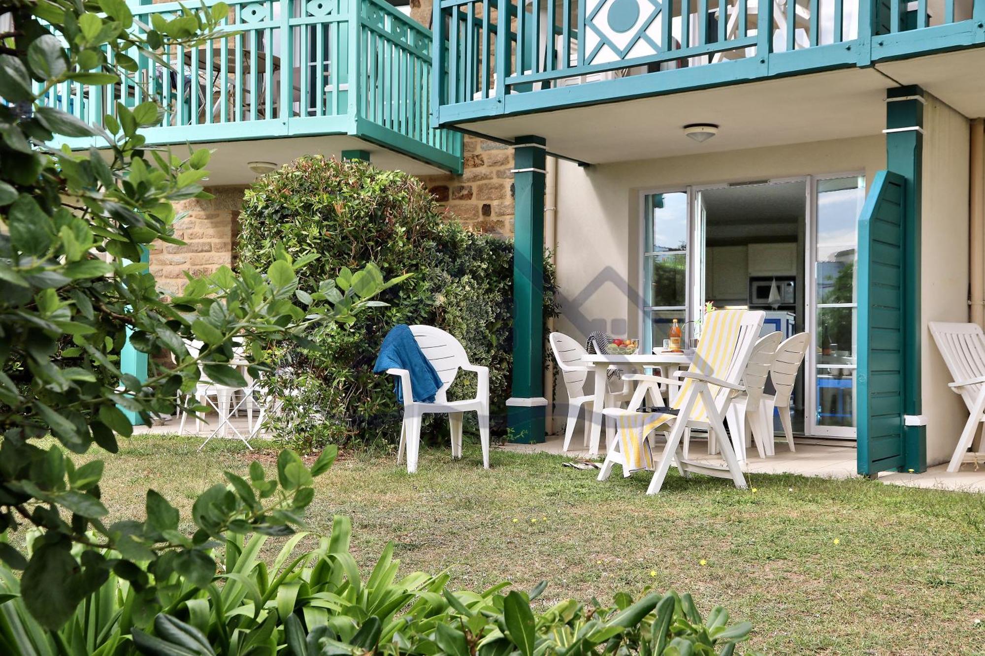 Localise - A06 - Entierement De Plain-Pied Avec Petite Vue Mer - Donnant Sur La Piscine Et Le Jardin - Wifi Inclus - Draps Inclus - Guilvinec Exteriör bild